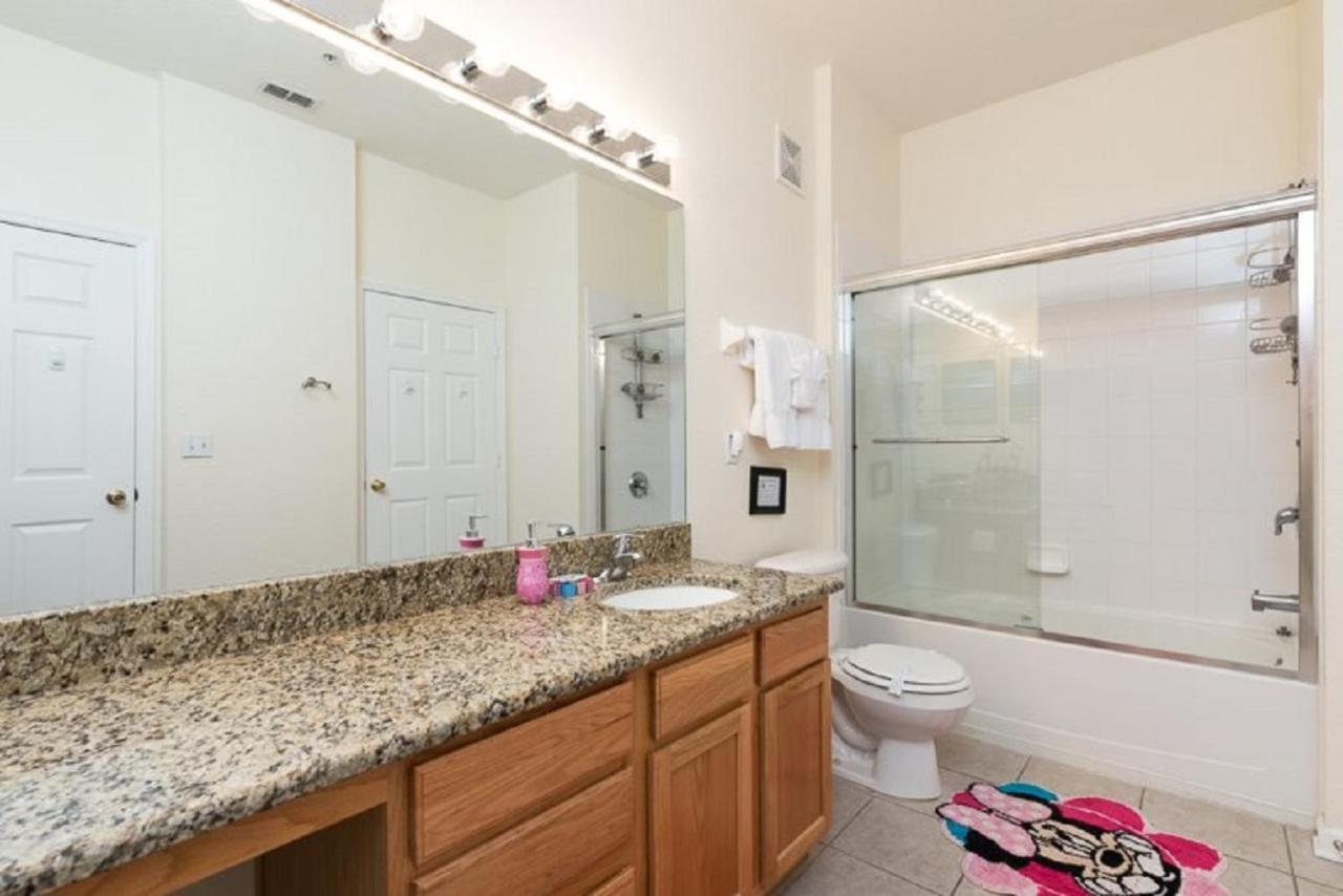Luxurious Condo - Just 2 Miles From Disney #404 Orlando Buitenkant foto