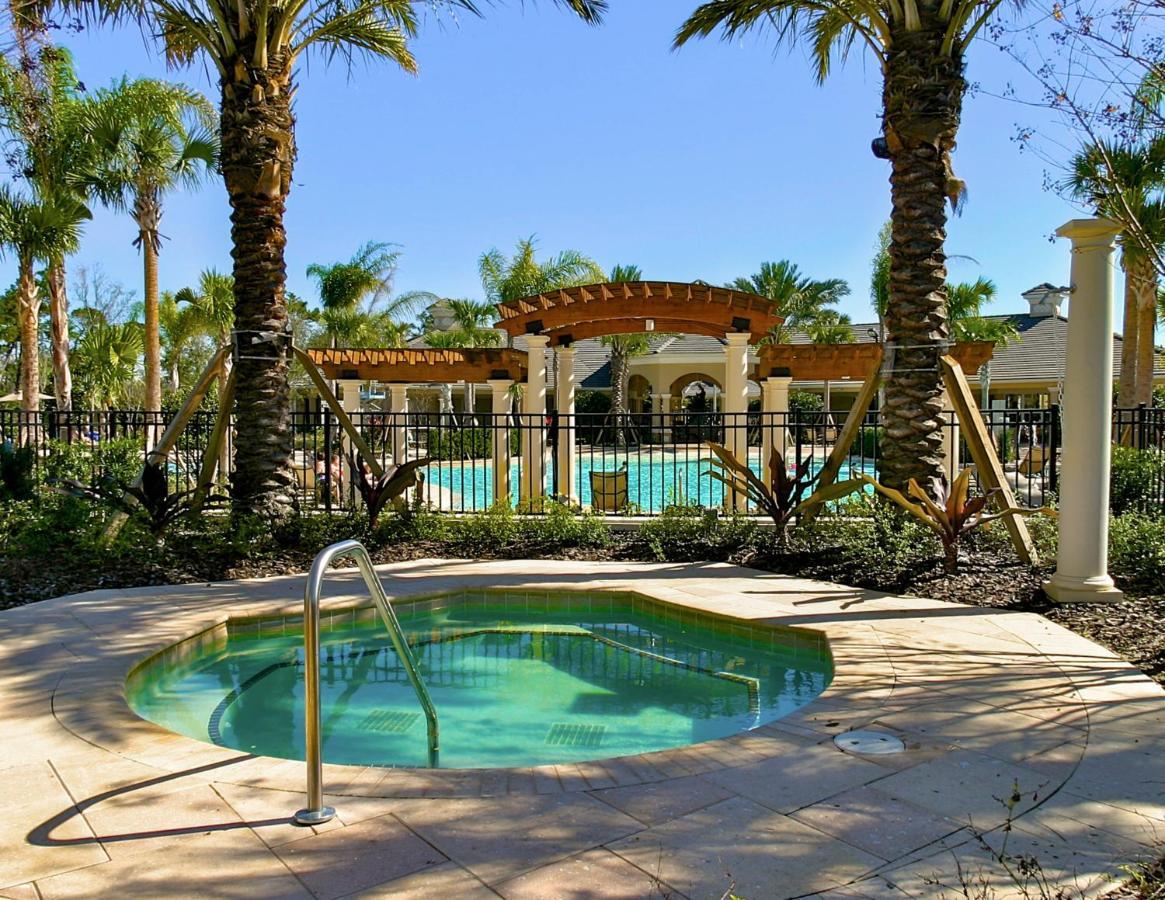 Luxurious Condo - Just 2 Miles From Disney #404 Orlando Buitenkant foto